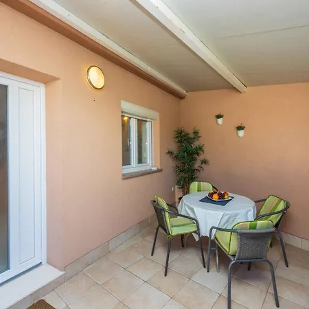 Apartamento In 45056
