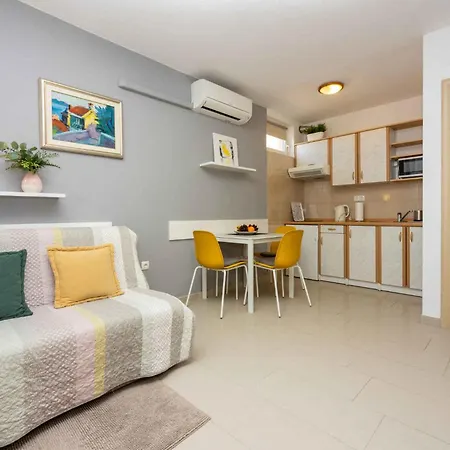In 45056 Apartment *